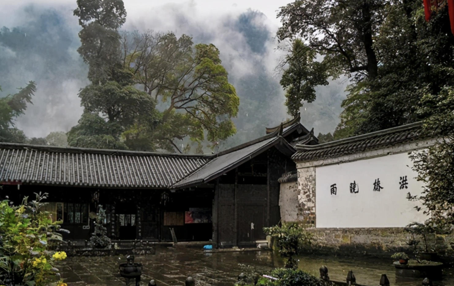 峨眉山朝拜攻略,有一种独特的住宿方式是... 峨眉山朝拜攻略,有一种独特的住宿方式是...