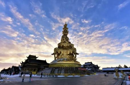 峨眉山朝山攻略